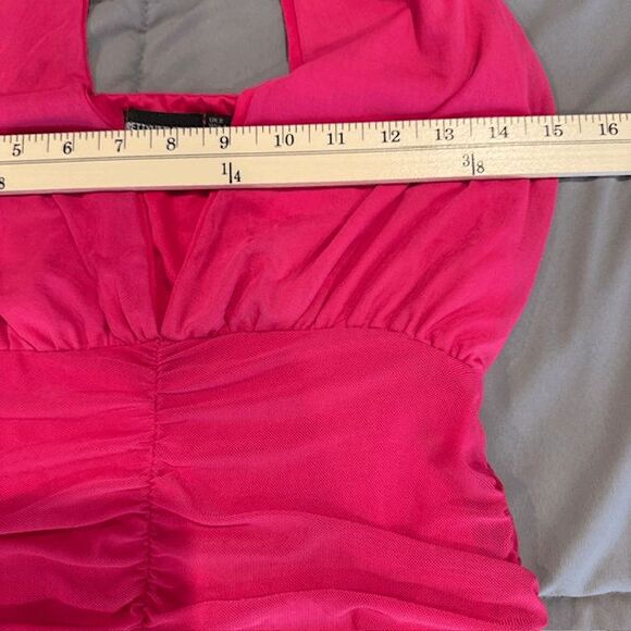 Pretty Little Thing Pink Mesh Extreme Plunge Ruched Bodycon Dress Halter Size 4 - Picture 9 of 12